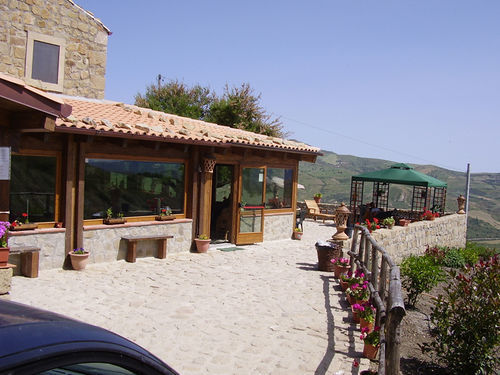 Gasthaus Turismo Rurale Leanza Cesarò Exterior foto
